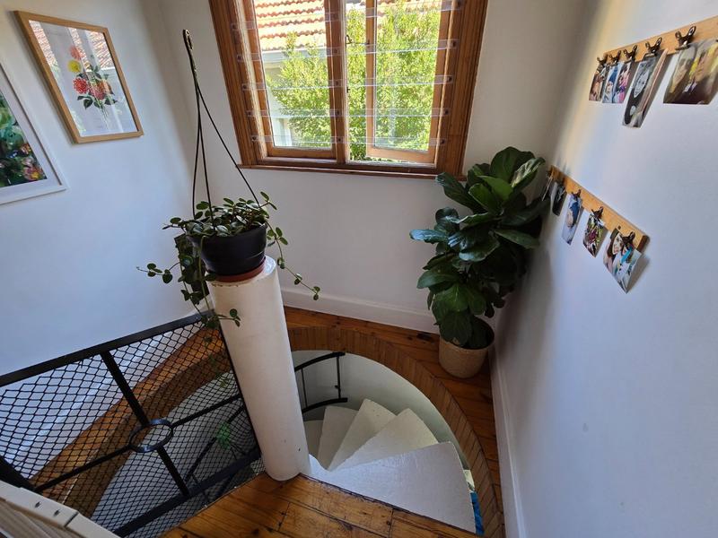 4 Bedroom Property for Sale in Vredehoek Western Cape